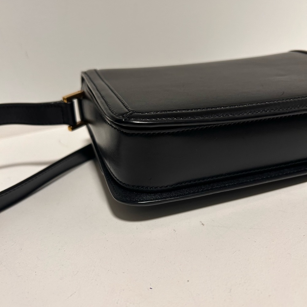 SOLD
YSL Solferino Medium Satchel Bag - Picture 5 of 12